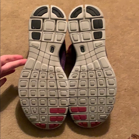 Pink and Purple Nike Free 5.0 Sneakers - Picture 6 of 8